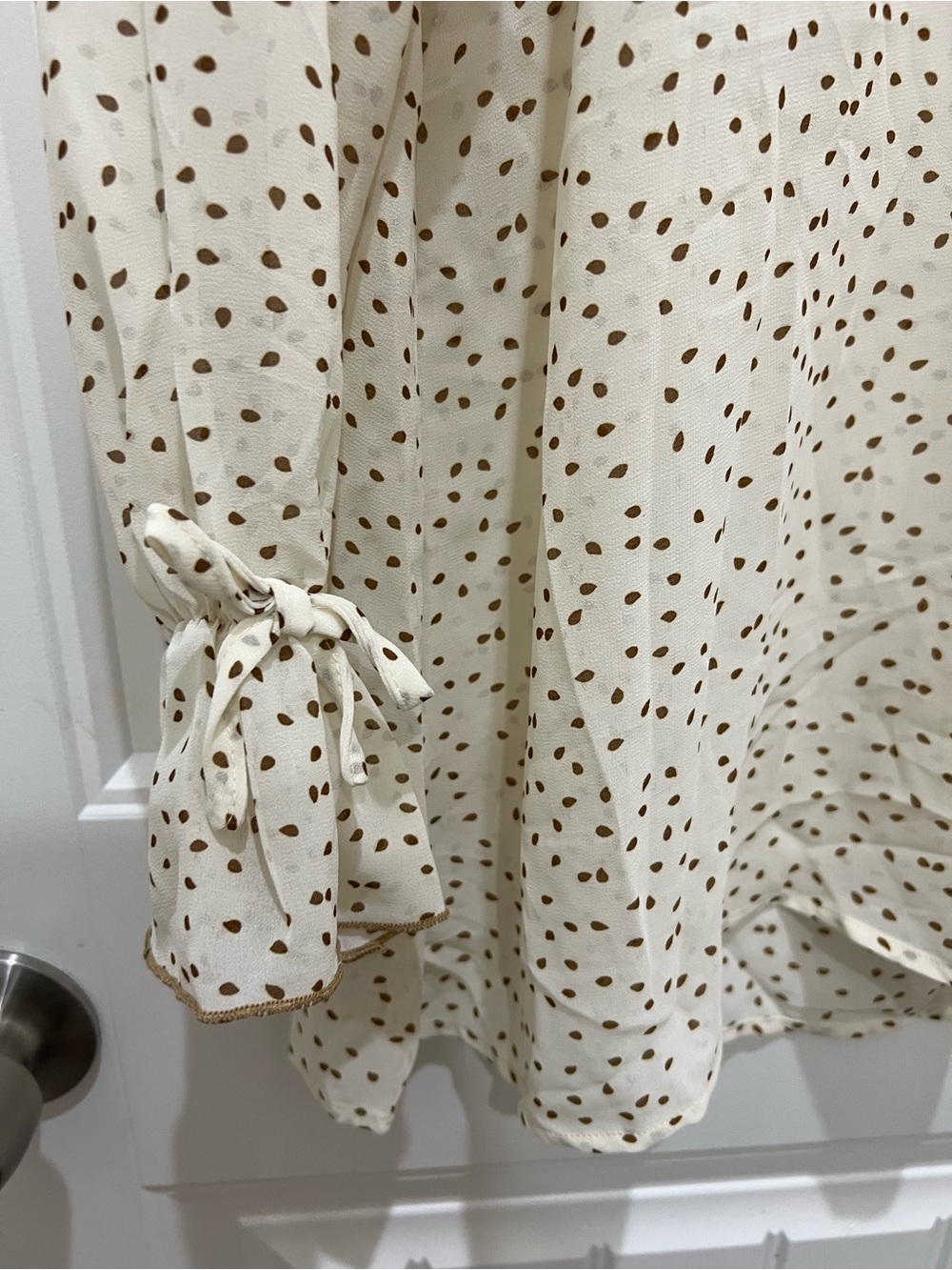 Hayden Los Angeles Cream Dot Ruffle-Neck Long-Sleeve Blouse - Picture 4 of 6